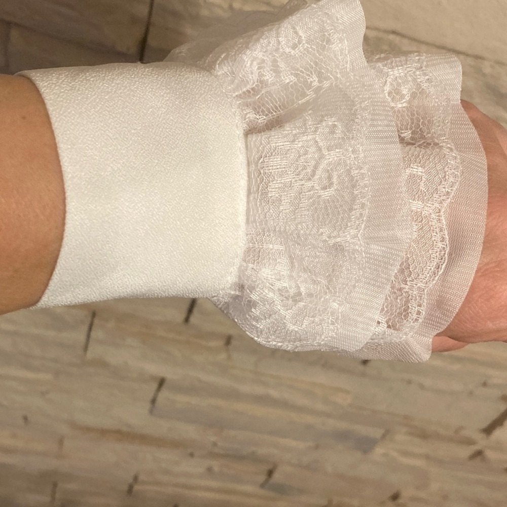 Cuffs - Picture 2 of 2